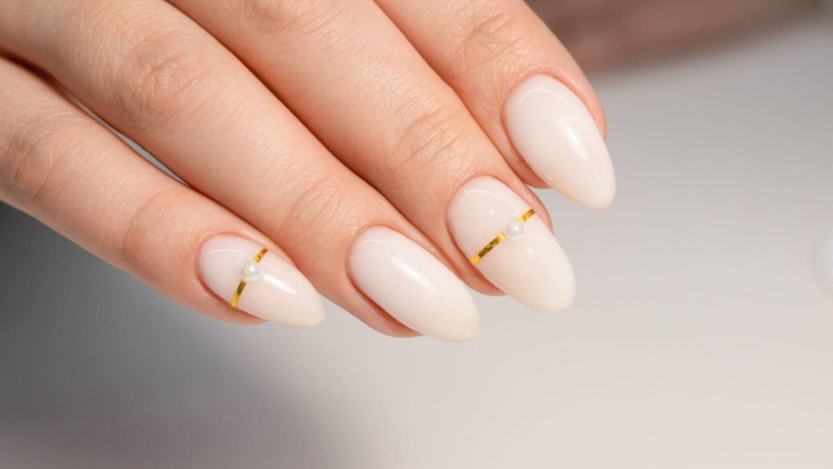 Almond Shape Nail Designs